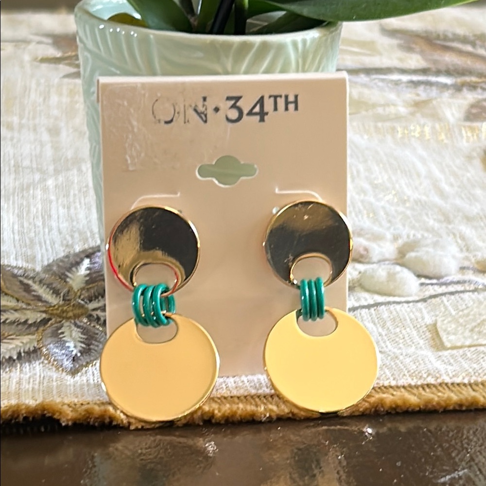 Gold and Green Dangle Earrings NWT
